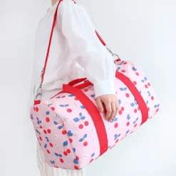 Best A Little Lovely Company Sam Weekendbag cherries