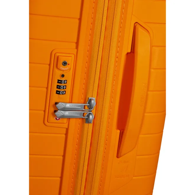Clearance American Tourister FastForward Spinner 78/29 TSA Exp radiant orange