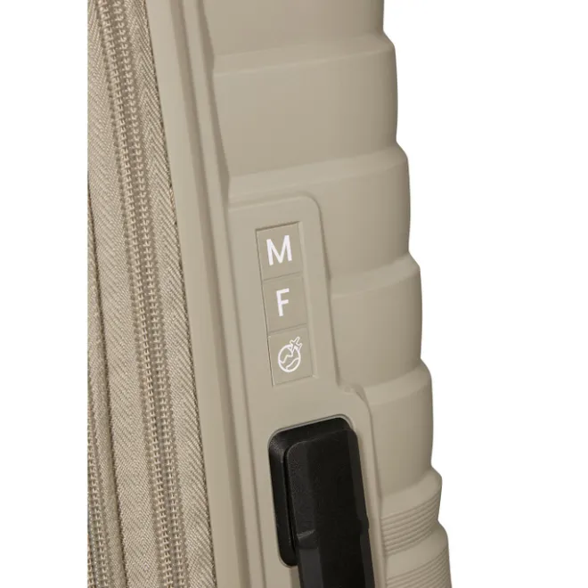 New American Tourister Flytwist Spinner 67/24 TSA Expandable sandstone