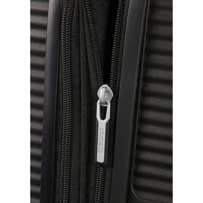 New American Tourister Soundbox Spinner 67 Expandable bass black