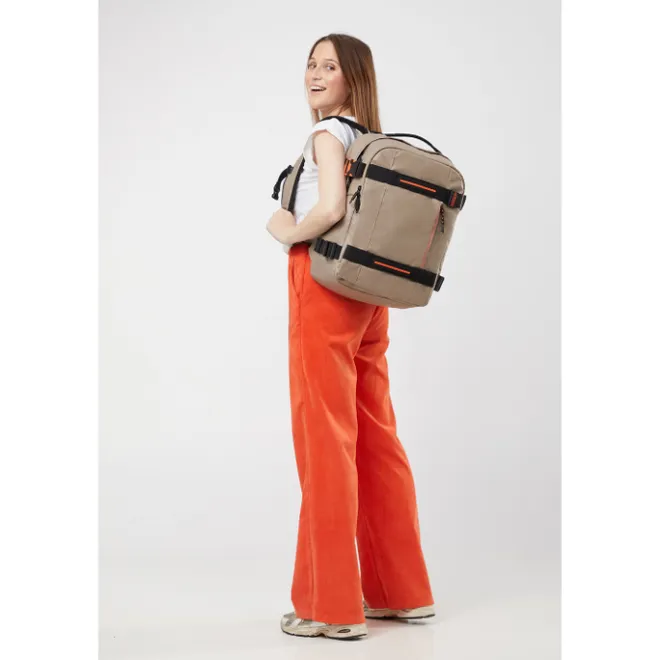 Discount American Tourister Urban Track Laptop Backpack 15,6" coated Beige/Orange