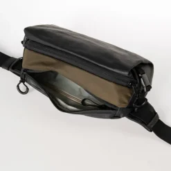 New Aunts & Uncles Ishikari RE Hipbag black