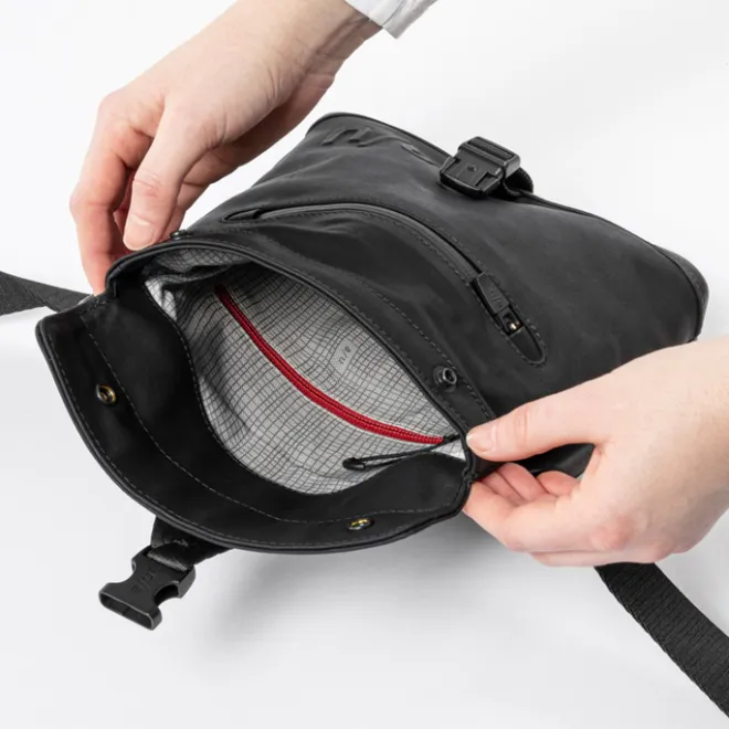 New Aunts & Uncles Japan Tsu Waistbag black
