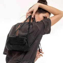 Hot Aunts & Uncles Mrs. Whoopie Pie Shoulderbag / Clutch black smoke