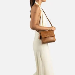 Sale Burkely Cool Colbie Crossbody Bag cognac