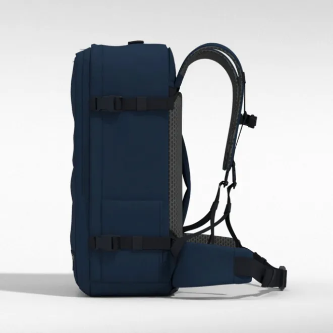 Hot CabinZero Classic Pro 42L navy