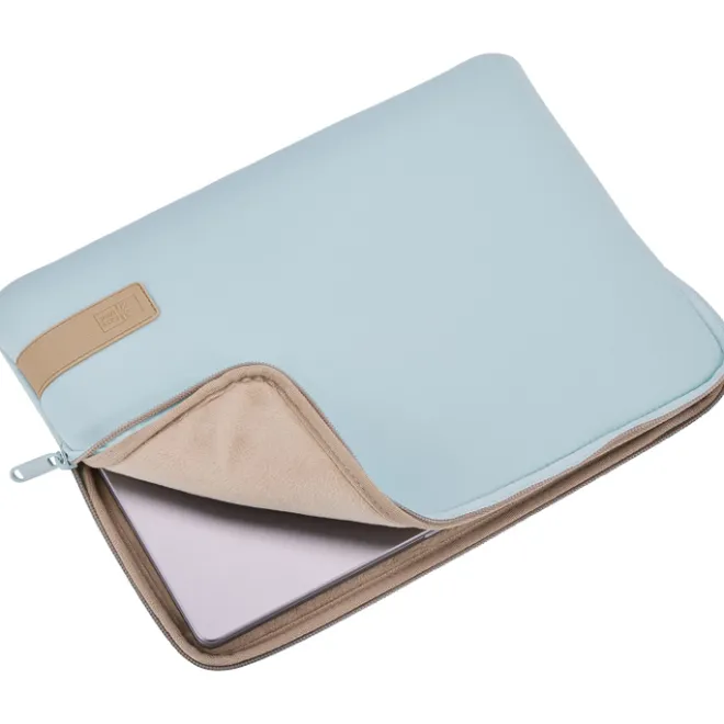 Best Case Logic Reflect MacBook Sleeve 14'' gentle blue