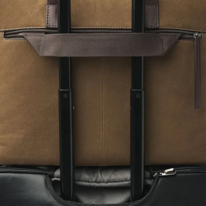 Online Castelijn & Beerens Nubuck Schoudertas 15.6" RFID taupe