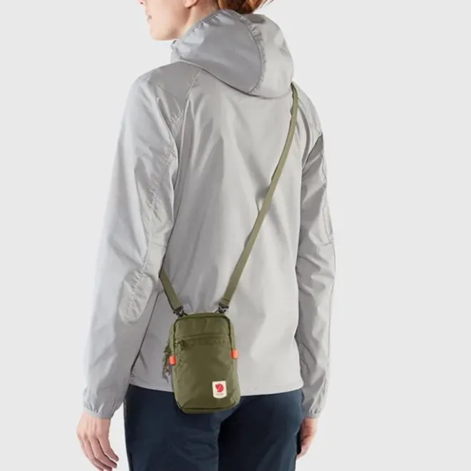 New Fjallraven High Coast Pocket navy