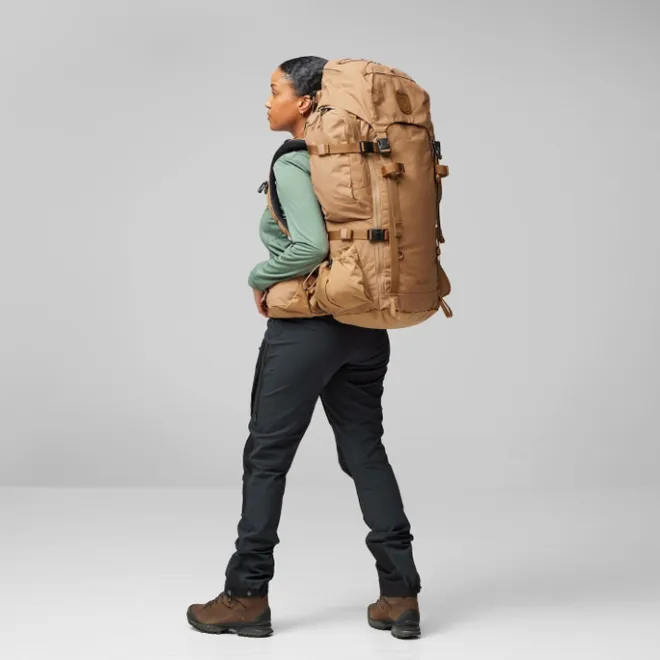 Fjallraven Kajka 55 S/M khaki dust
