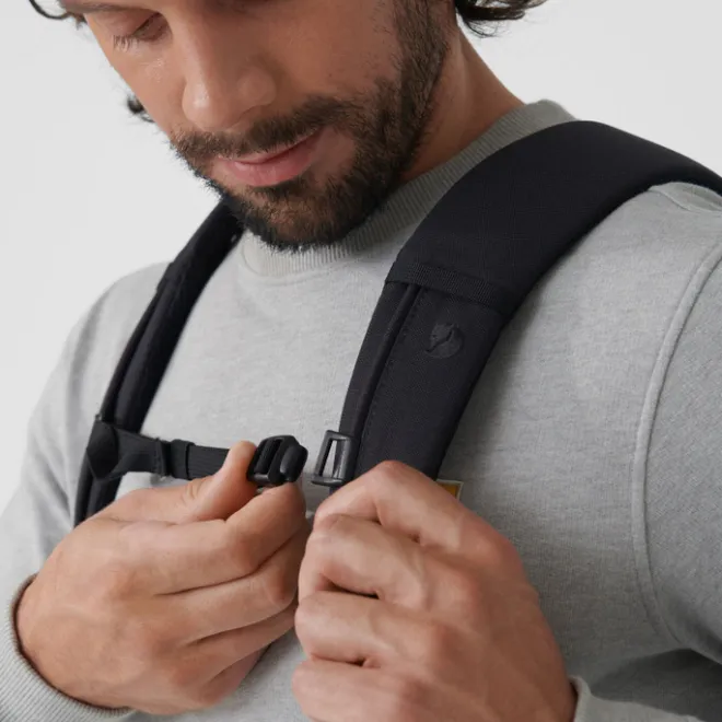 Online Fjallraven Ulvo Rolltop 30 black
