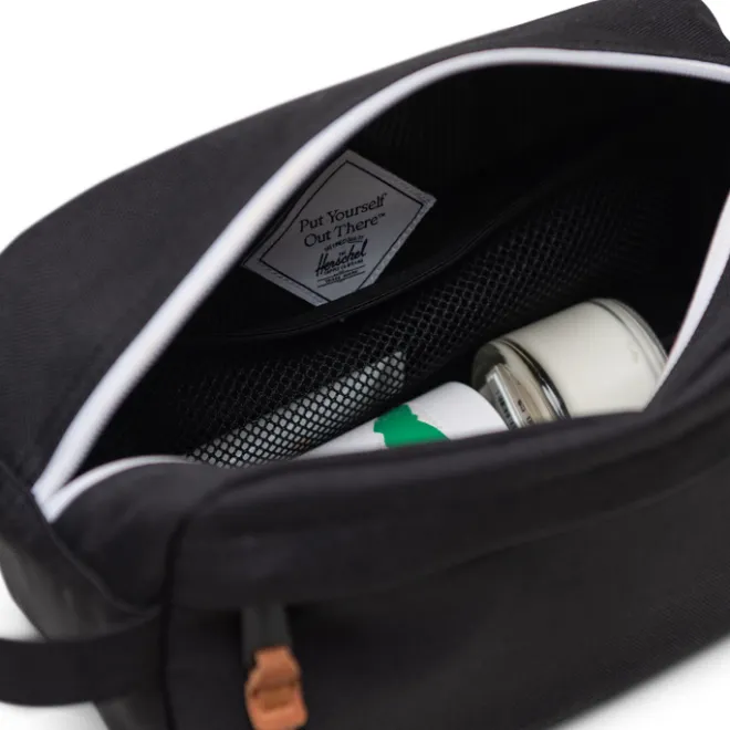 Clearance Herschel Supply Co. Chapter Small Travel Kit black
