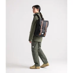 New Herschel Supply Co. Little America Mid Backpack raven crosshatch