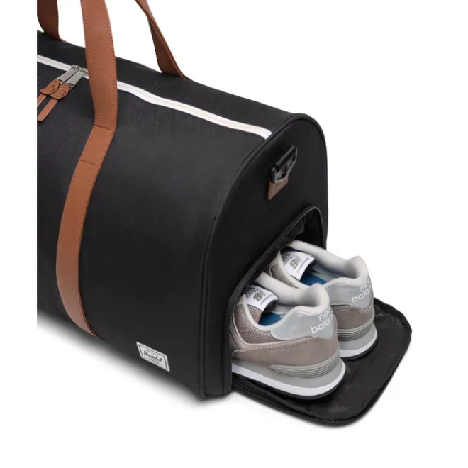 Sale Herschel Supply Co. Novel Duffle black