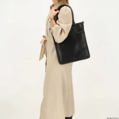 Online Hide & Stitches Next Navajo Shopper black