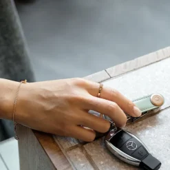Sale Orbitkey Crazy Horse Leather Key Organiser obsidian black/red