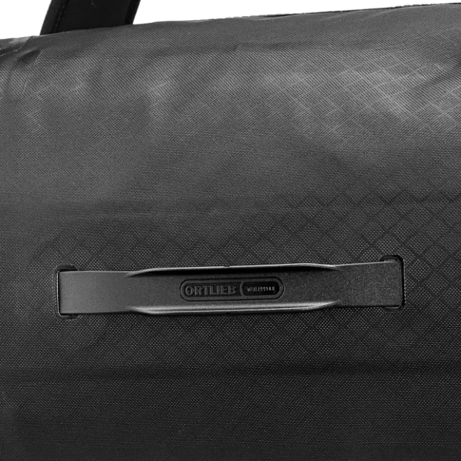 Clearance Ortlieb Metrosphere Duffle 40L black-embossed