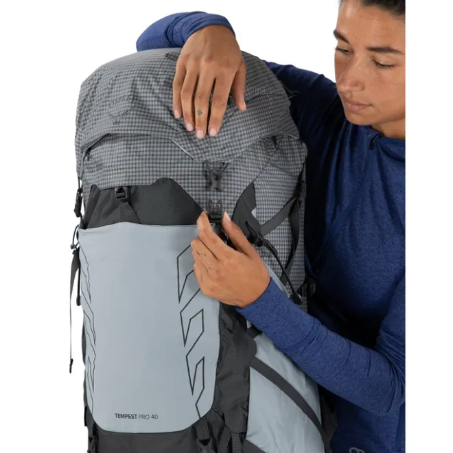 Clearance Osprey Tempest Pro 40 WM/L silver lining