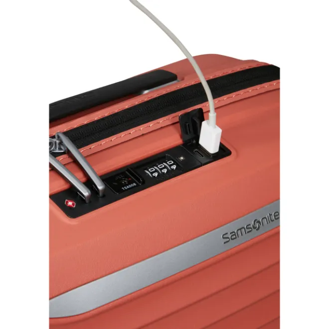 Discount Samsonite Upscape Spinner 55/20 Expandable clay