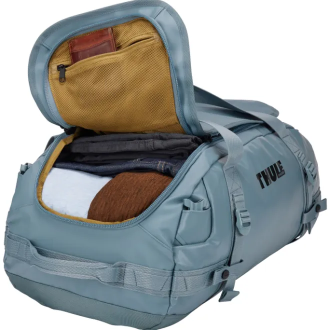 Clearance Thule Chasm Duffel 40L pond