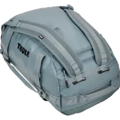 Clearance Thule Chasm Duffel 40L pond