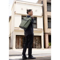 New Thule Paramount Tote 22L soft green