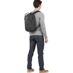 Outlet Thule Tact Backpack 16L black