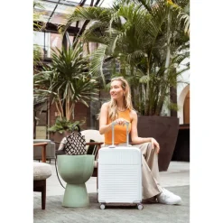 Outlet Travelbags The Lina Trolley S white