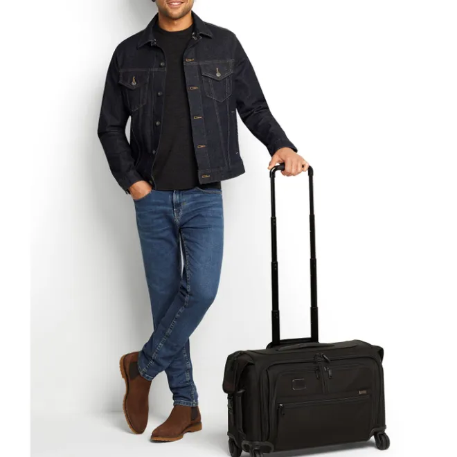 Outlet Tumi Alpha Garment 4 Wheel Carry-On black