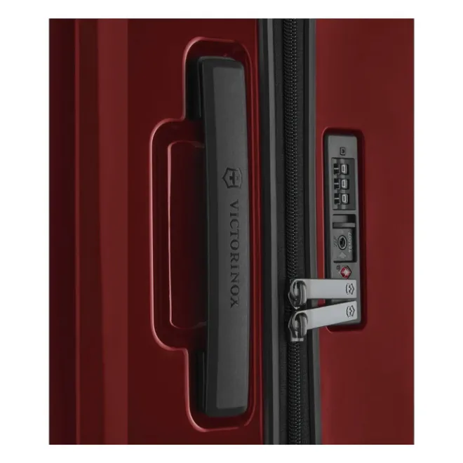 Discount Victorinox Airox Large Hardside Case red