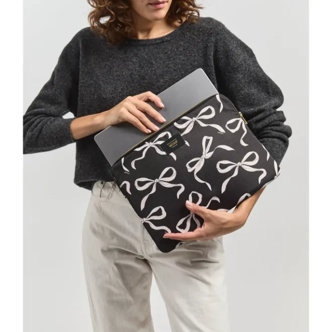 Discount Wouf Carlota Laptop Sleeve 15-16" multi