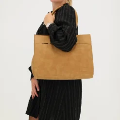 Best Zebra Trends Noa Laptoptas camel